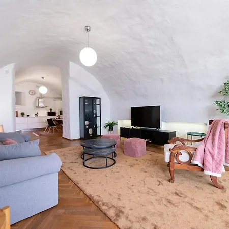 View To The Old Town Tallinn, 2br, 2-bath * Ταλίν